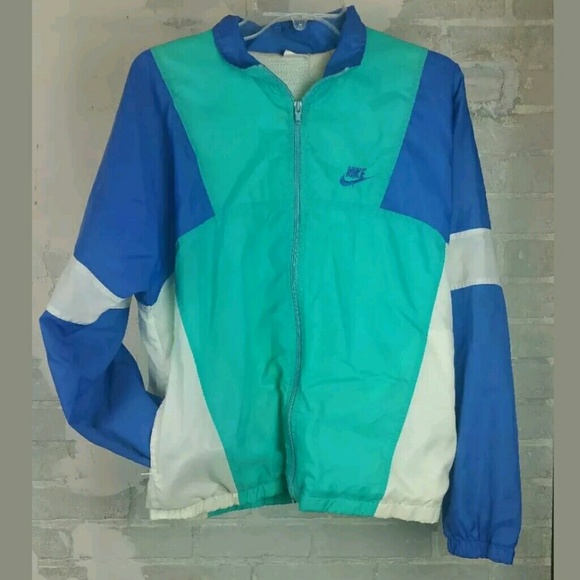 green blue and white nike windbreaker